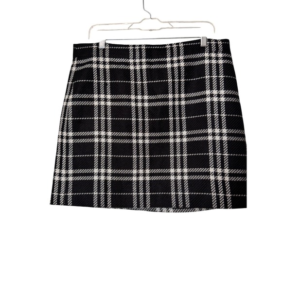 J. Crew Dresses & Skirts - J. Crew Plaid A-Line Skirt‎ Black White Tweed Women's Size 12